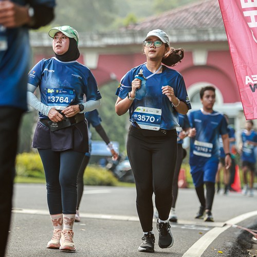 Race photo from BOGORUN 2026