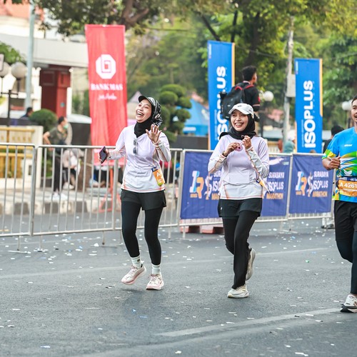 Race photo from SURABAYA ISOPLUS MARATHON 2026