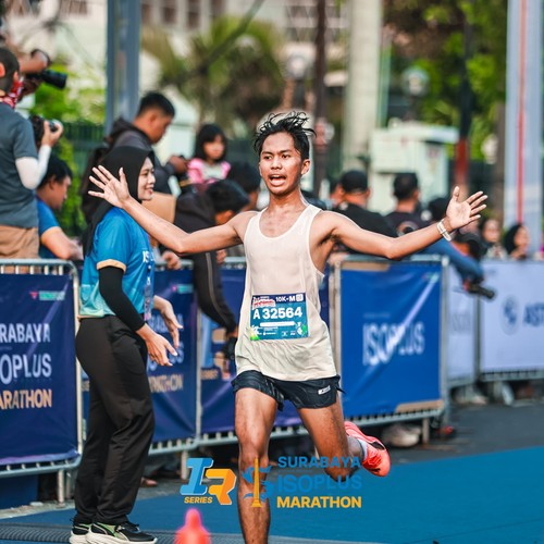 Race photo from SURABAYA ISOPLUS MARATHON 2026