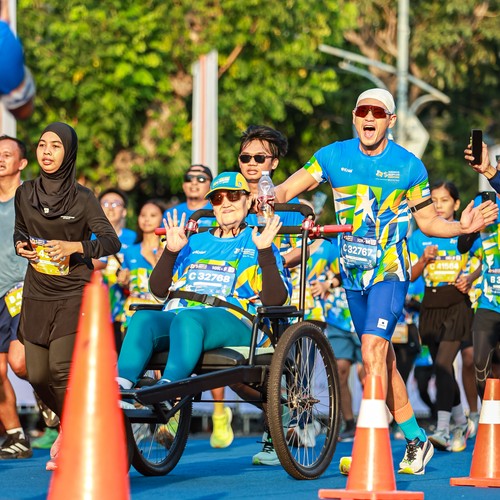 Race photo from SURABAYA ISOPLUS MARATHON 2026