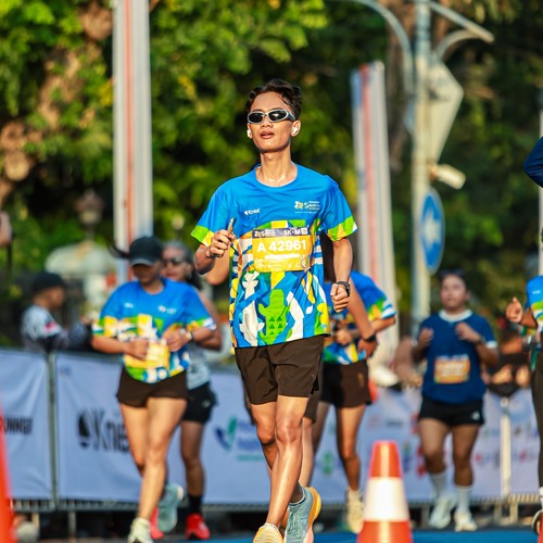 Race photo from SURABAYA ISOPLUS MARATHON 2026