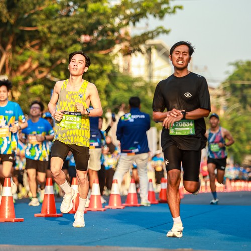 Race photo from SURABAYA ISOPLUS MARATHON 2026