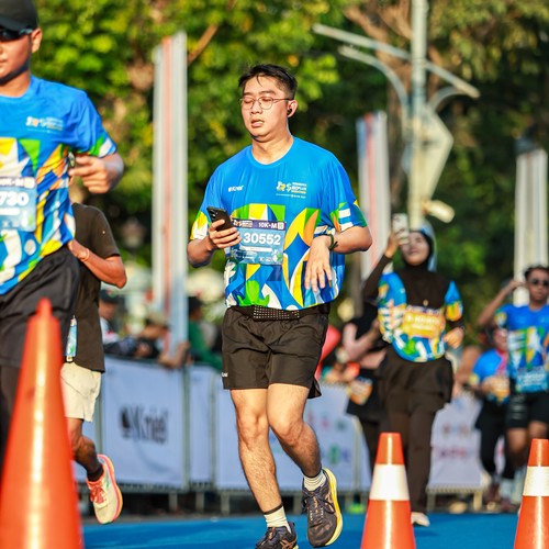 Race photo from SURABAYA ISOPLUS MARATHON 2026