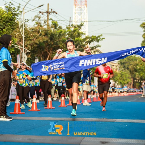 Race photo from SURABAYA ISOPLUS MARATHON 2026
