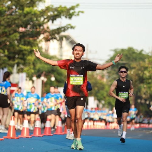 Race photo from SURABAYA ISOPLUS MARATHON 2026
