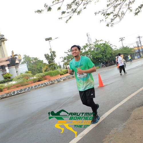 Race photo from ARUTMIN BORNEO RUN 2025