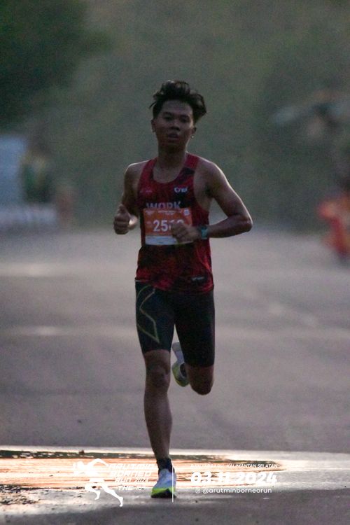 Race photo from Arutmin Borneo Run 2024