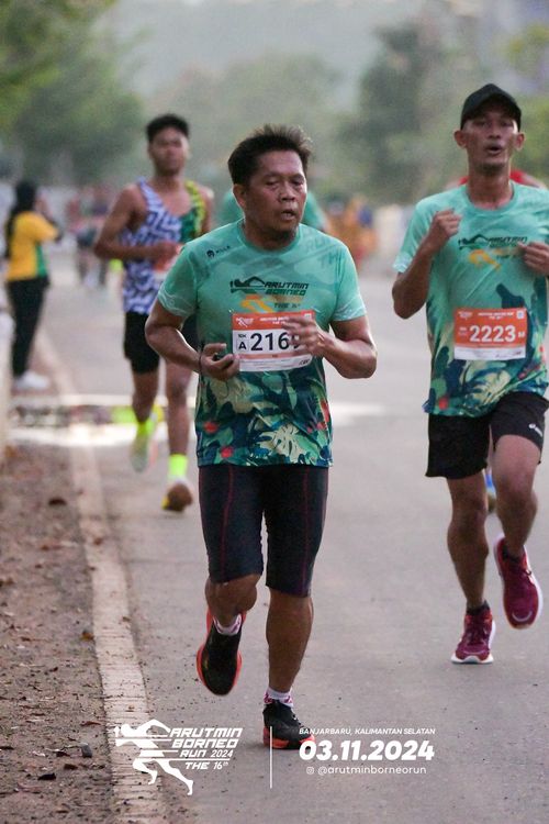 Race photo from Arutmin Borneo Run 2024