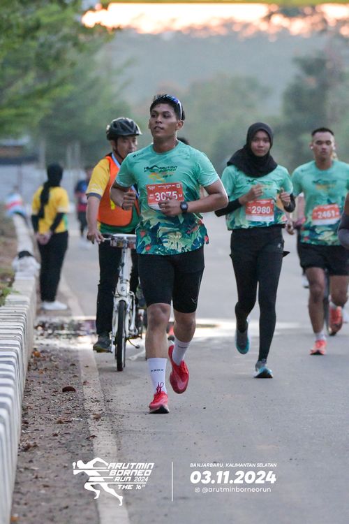Race photo from Arutmin Borneo Run 2024