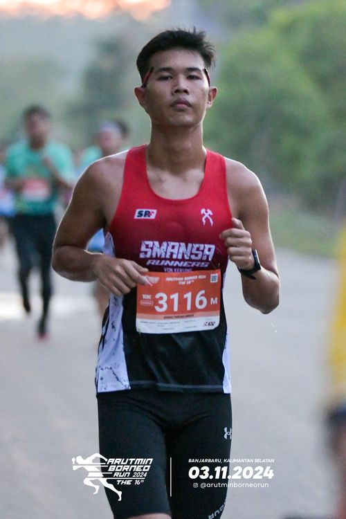 Race photo from Arutmin Borneo Run 2024