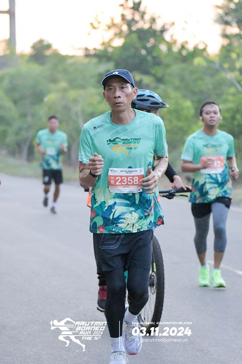 Race photo from Arutmin Borneo Run 2024