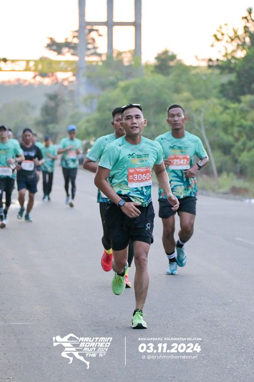 Race photo from Arutmin Borneo Run 2024