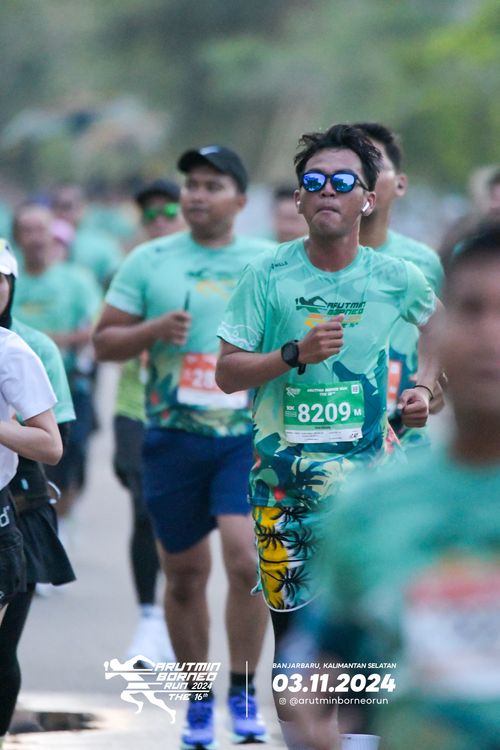 Race photo from Arutmin Borneo Run 2024