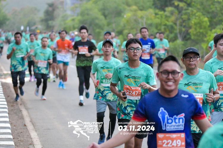 Race photo from Arutmin Borneo Run 2024