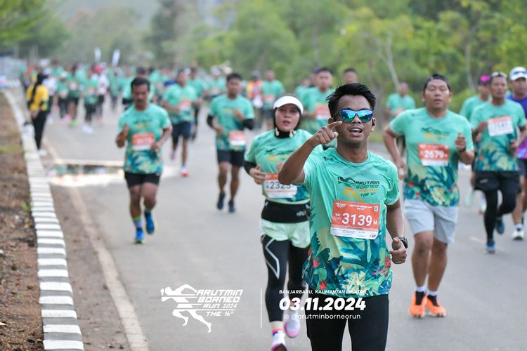Race photo from Arutmin Borneo Run 2024