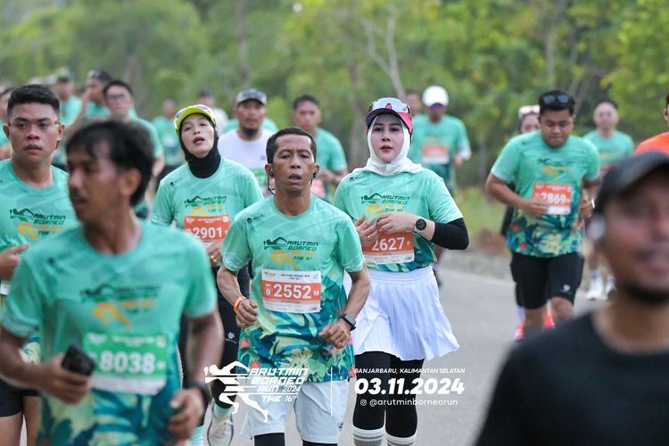 Race photo from Arutmin Borneo Run 2024