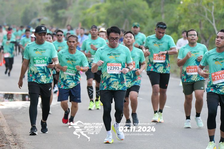 Race photo from Arutmin Borneo Run 2024