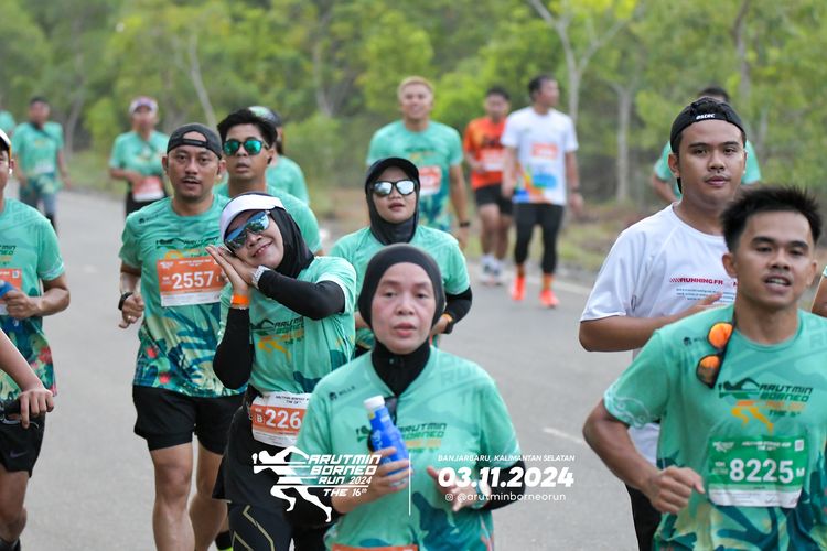 Race photo from Arutmin Borneo Run 2024