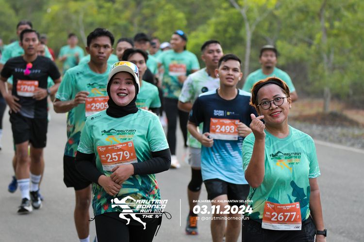 Race photo from Arutmin Borneo Run 2024