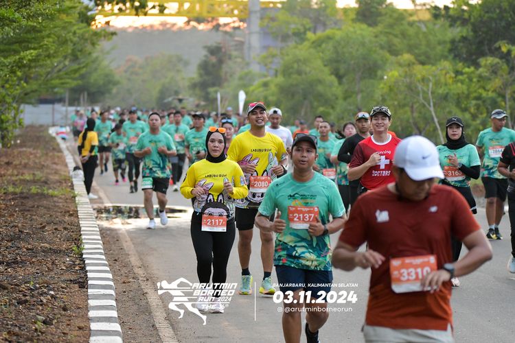 Race photo from Arutmin Borneo Run 2024