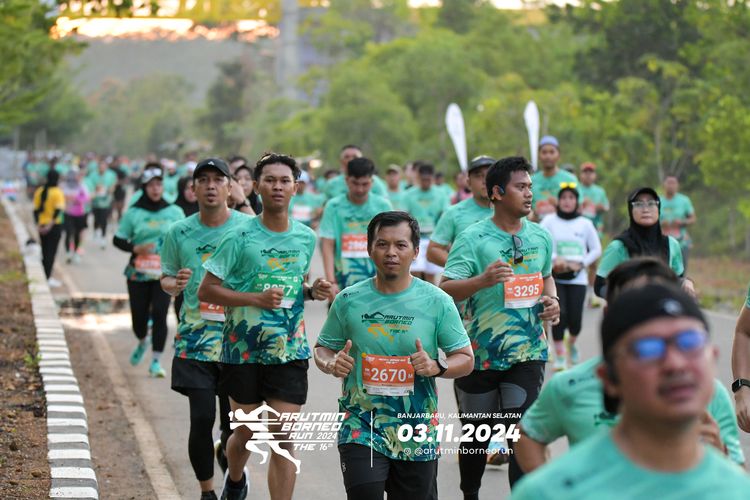 Race photo from Arutmin Borneo Run 2024