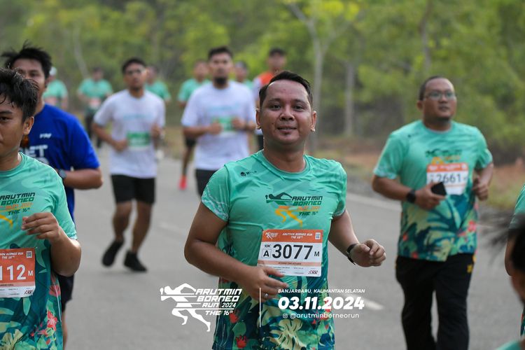Race photo from Arutmin Borneo Run 2024