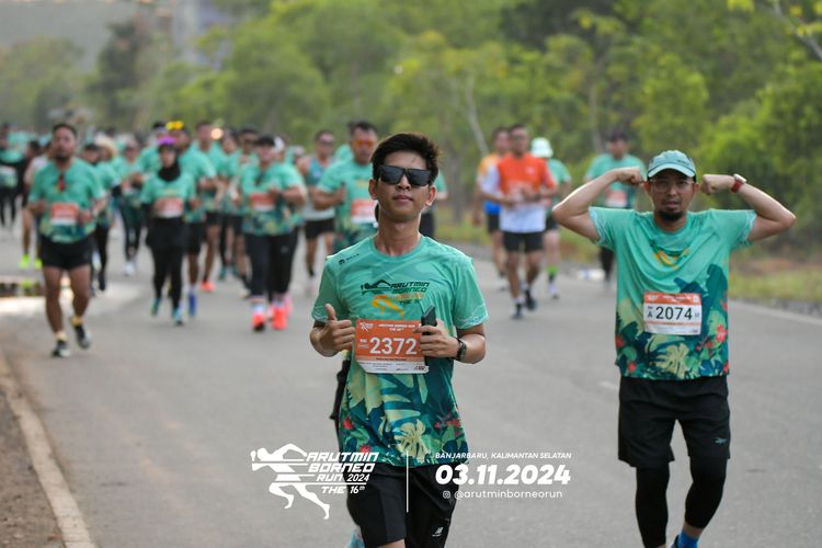 Race photo from Arutmin Borneo Run 2024