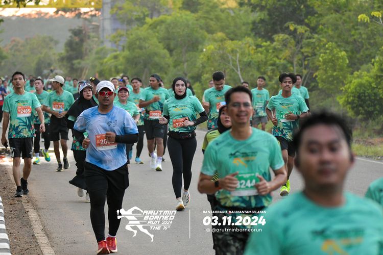 Race photo from Arutmin Borneo Run 2024
