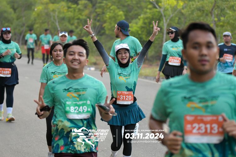 Race photo from Arutmin Borneo Run 2024