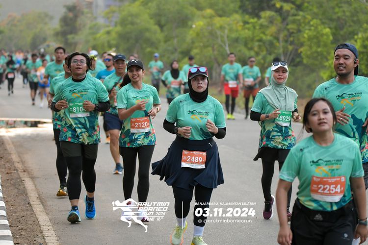 Race photo from Arutmin Borneo Run 2024