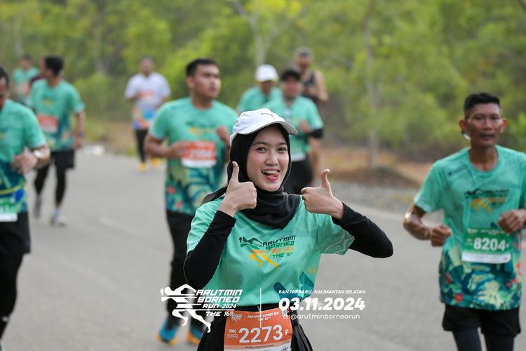 Race photo from Arutmin Borneo Run 2024