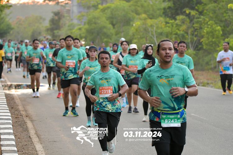 Race photo from Arutmin Borneo Run 2024