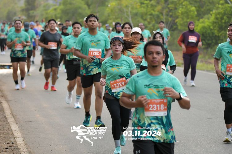 Race photo from Arutmin Borneo Run 2024