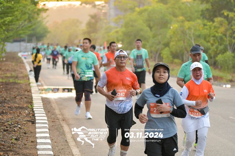 Race photo from Arutmin Borneo Run 2024