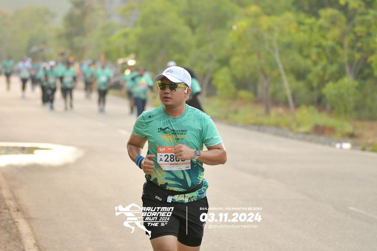 Race photo from Arutmin Borneo Run 2024