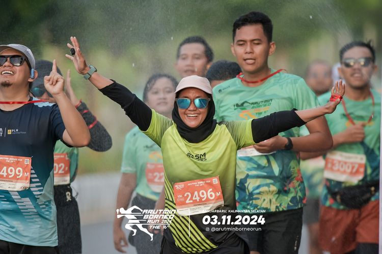 Race photo from Arutmin Borneo Run 2024