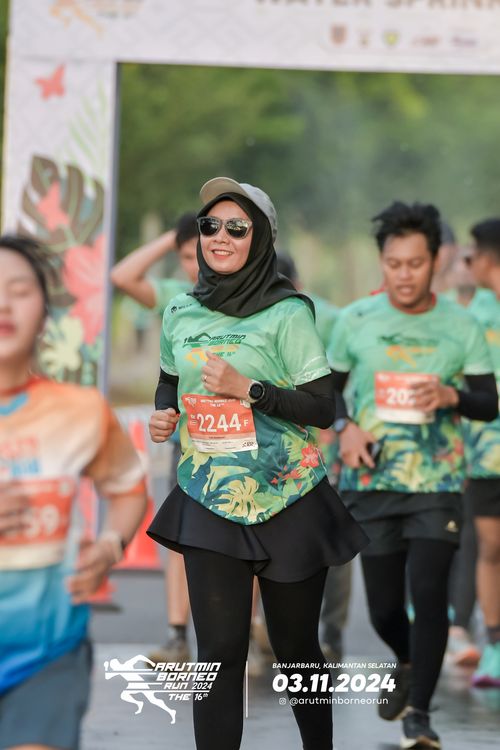 Race photo from Arutmin Borneo Run 2024