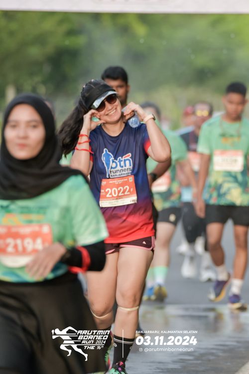 Race photo from Arutmin Borneo Run 2024