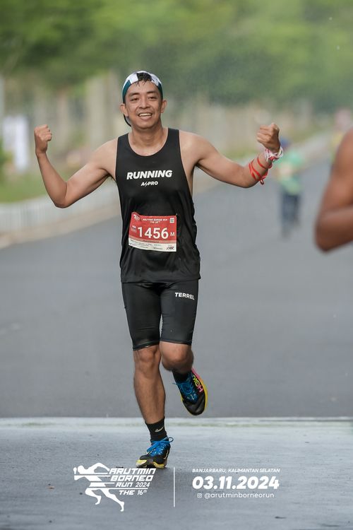 Race photo from Arutmin Borneo Run 2024
