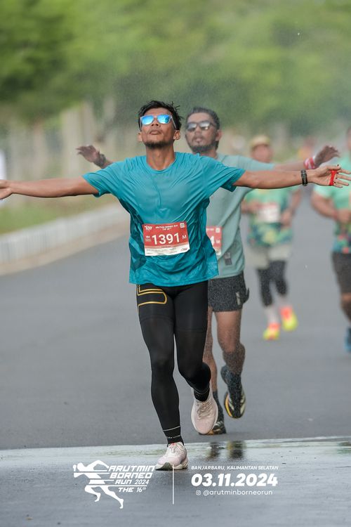 Race photo from Arutmin Borneo Run 2024
