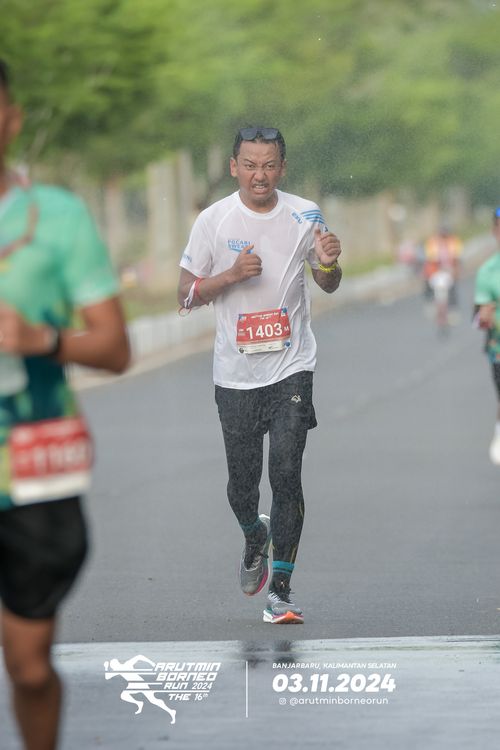 Race photo from Arutmin Borneo Run 2024