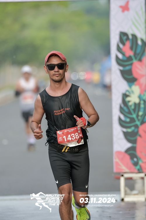 Race photo from Arutmin Borneo Run 2024
