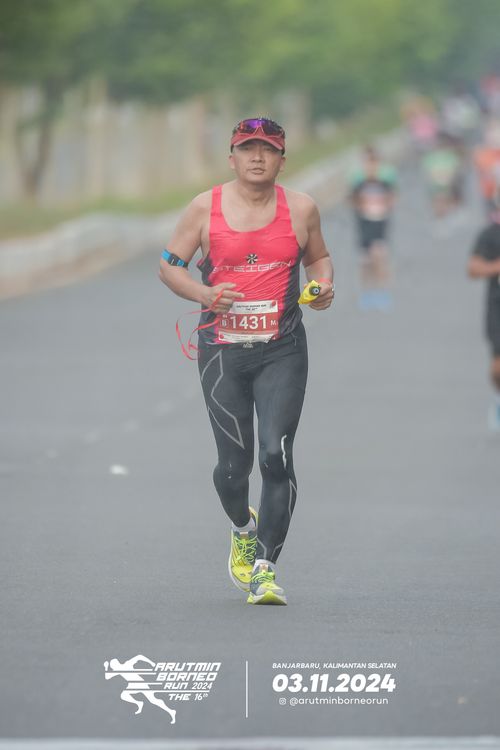 Race photo from Arutmin Borneo Run 2024