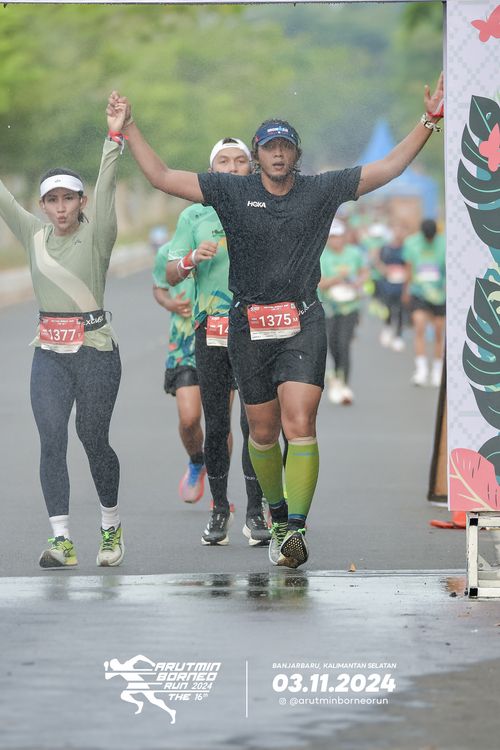 Race photo from Arutmin Borneo Run 2024