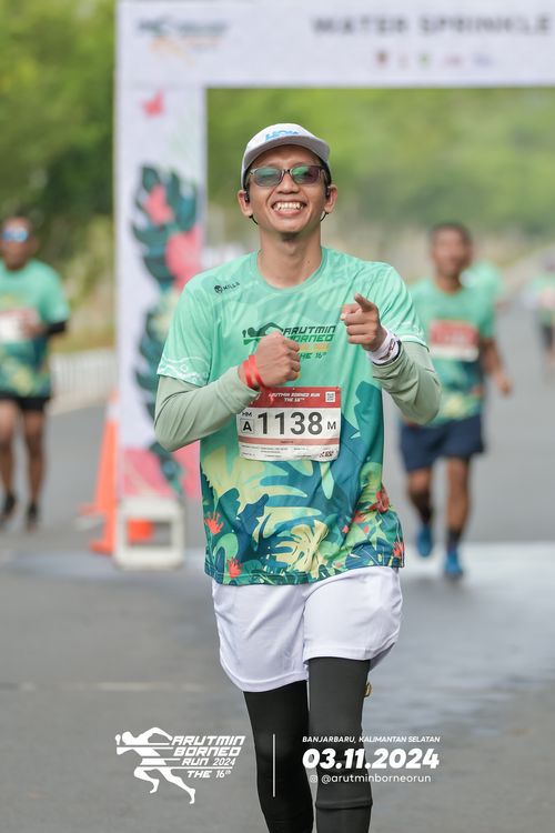Race photo from Arutmin Borneo Run 2024