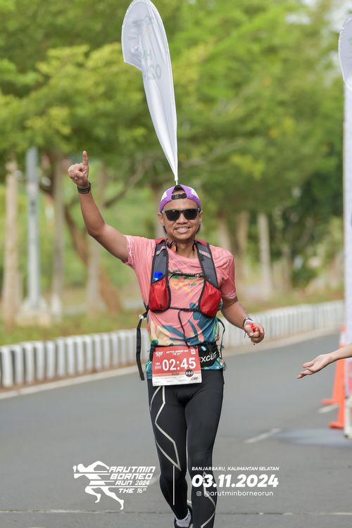 Race photo from Arutmin Borneo Run 2024
