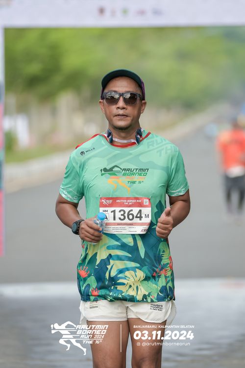 Race photo from Arutmin Borneo Run 2024