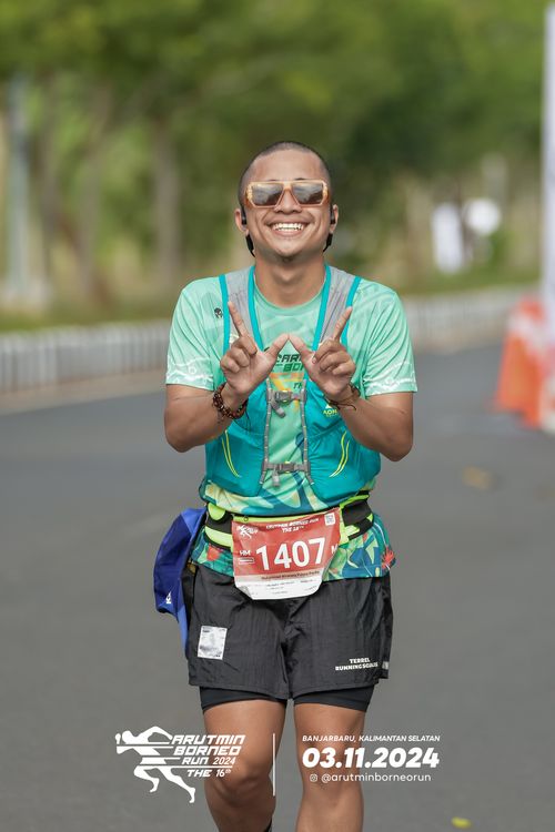 Race photo from Arutmin Borneo Run 2024