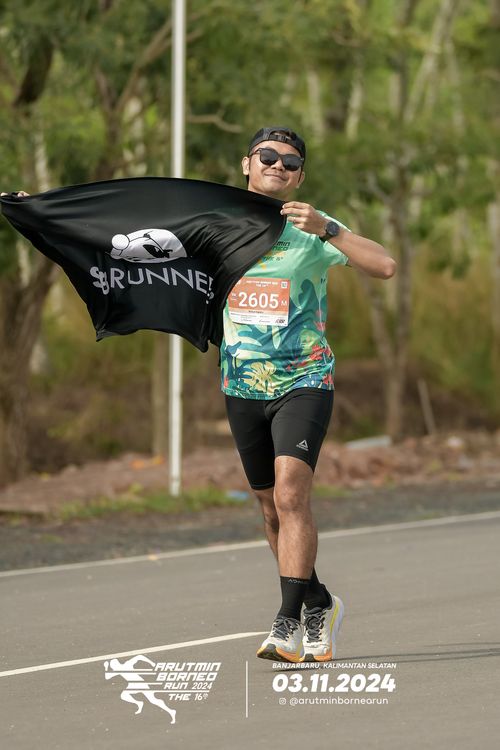 Race photo from Arutmin Borneo Run 2024