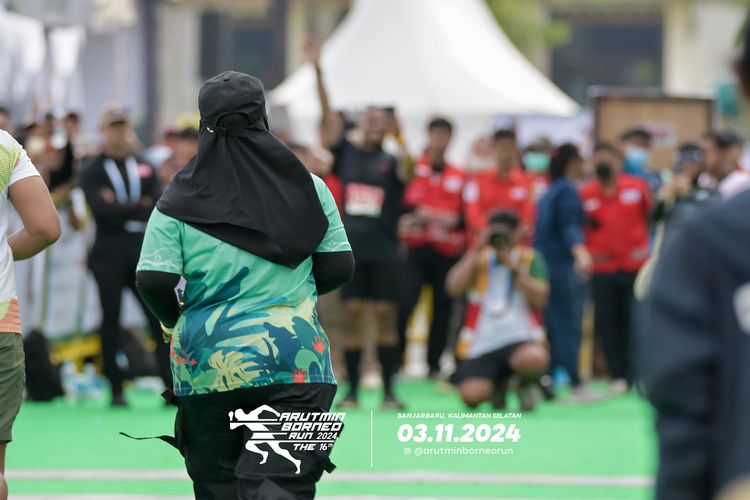 Race photo from Arutmin Borneo Run 2024